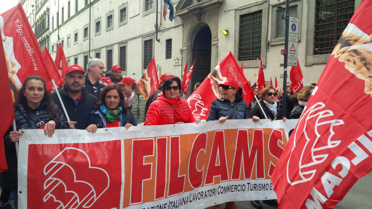 Scopri di più sull'articolo Le sfide della Filcams – di Andrea Montagni