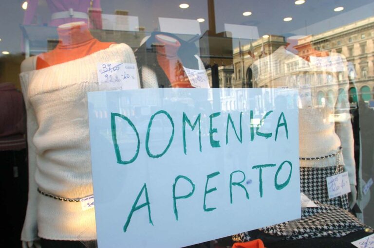 Scopri di più sull'articolo #LaFestaNonSiVende – di Andrea Montagni