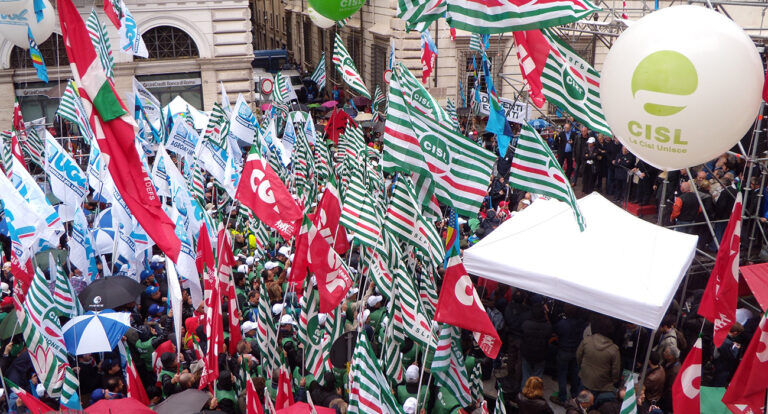 Scopri di più sull'articolo Manovra: la piattaforma unitaria di Cgil Cisl Uil – di Sinistra sindacale