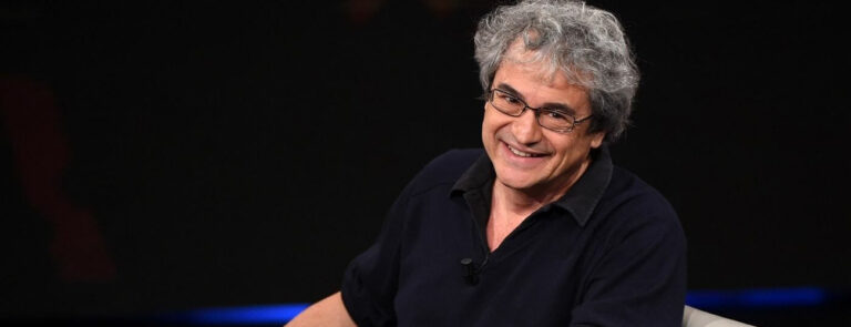 Scopri di più sull'articolo Carlo Rovelli: “Ucraina, quanto sangue per i giochi di potere” – di Frida Nacinovich